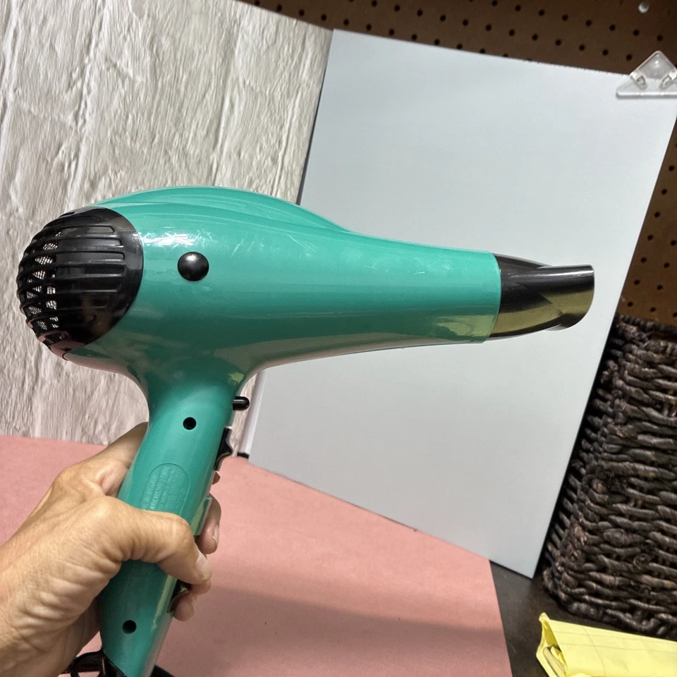 Secador de pelo Revlon con 2 accesorios 1875w Foto 3 de 4