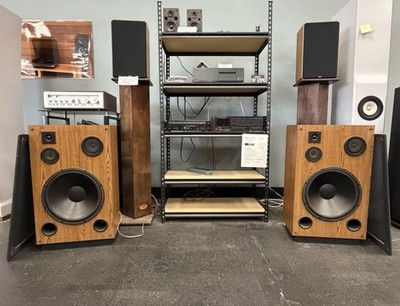 KLH Linear Dynamics PR-950S Speakers 15'' Woofer, 4 Way Made in USA - Excellent