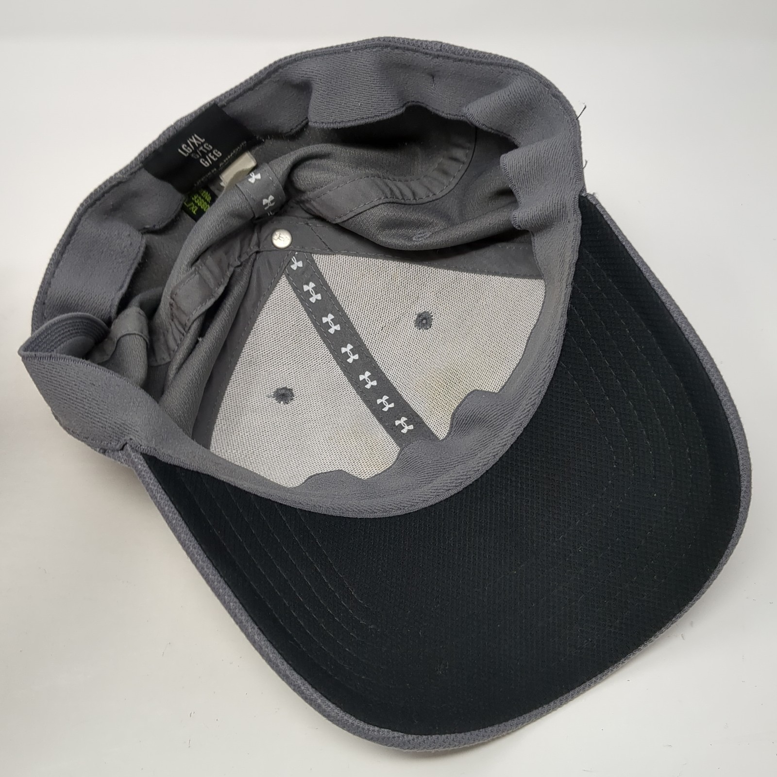 Under Armour Fitted Hat Gray Solid XL Embroidered… - image 8