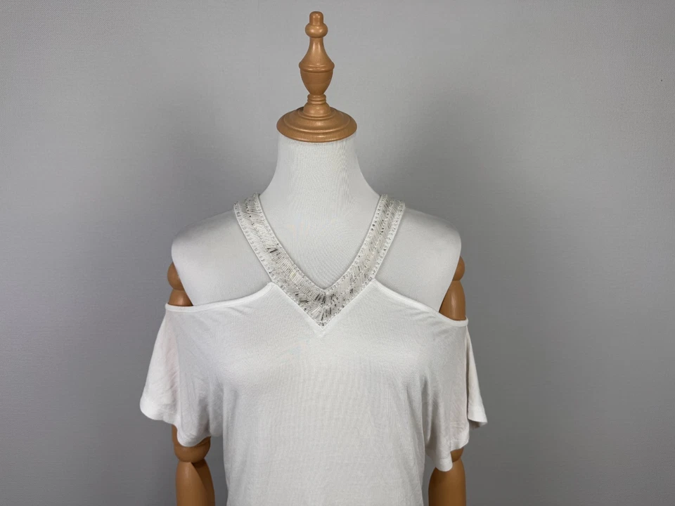 Blusa de diseñador Roberto Cavalli blanca hombros abiertos con cuentas manga corta talla S Foto 2 de 4