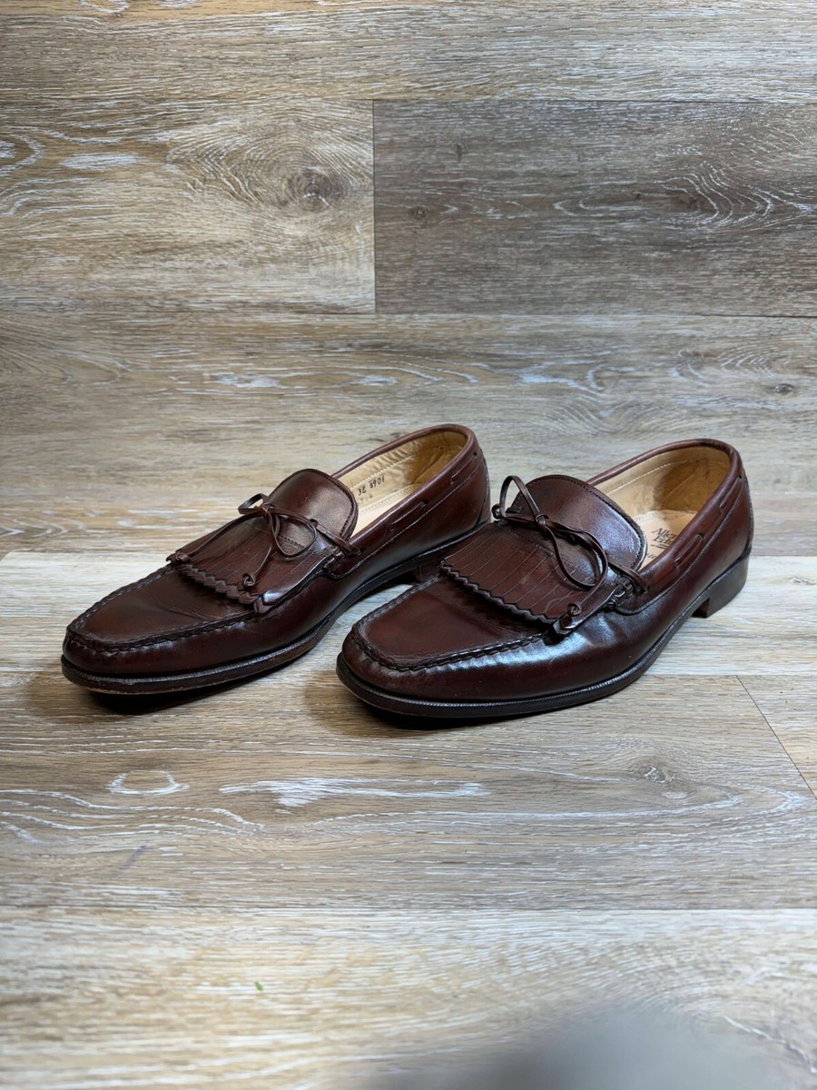 Allen Edmonds Alton Brown Leather Fringe Top Loafers Men display picture 1