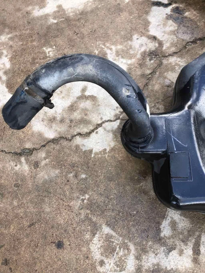 BMW Serie 3 328i 1999 2000 conjunto de tanque de llenado de combustible gasolina 2,8 L OEM Foto 2 de 4