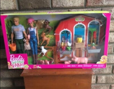 RARE Barbie Sweet Orchard Farm Barn Playset w/ Barbie & Ken Dolls 11 Animals