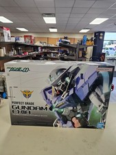 BanDai Gundam Exia Celestial Being Mobile Suit GN-001 PG 1/60 NEW