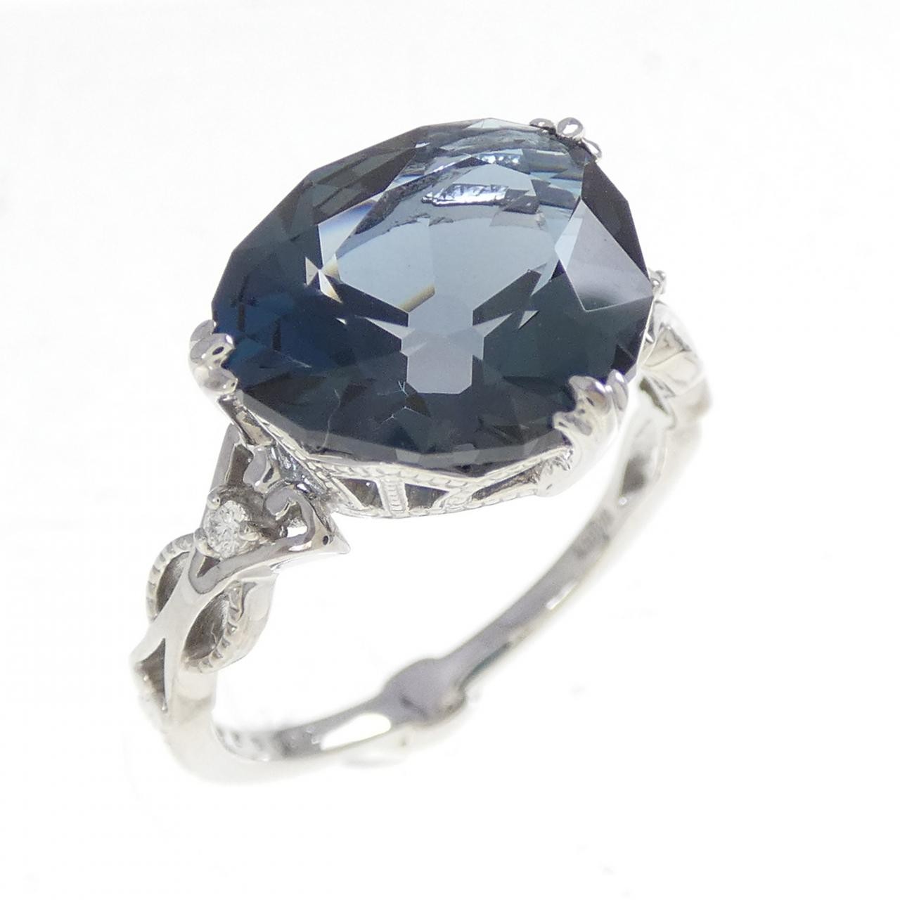 Authentic K18WG Blue Topaz Ring  #260-008-220-3443