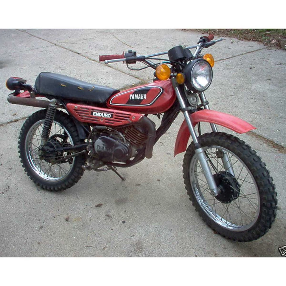 PARA YAMAHA DT100 DT125 DT175 LUZ PRINCIPAL LÁMPARA UNIDAD ESTUCHE NEGRO NUEVO Foto 2 de 4