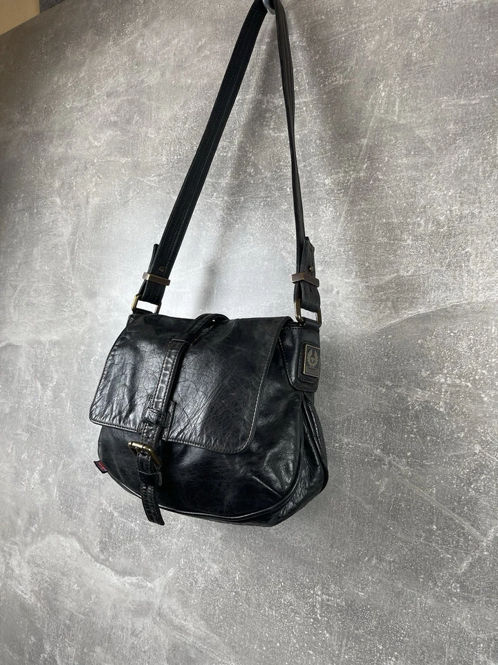 Bolso de Hombro Belstaff Caqui Oscuro Correas Logo Cera Cuero Motociclista Hecho en ITALIA Foto 3 de 4