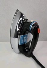 Vintage Black & Decker The Classic Steam Dry Iron F63D Made In Brazil Z2F63D