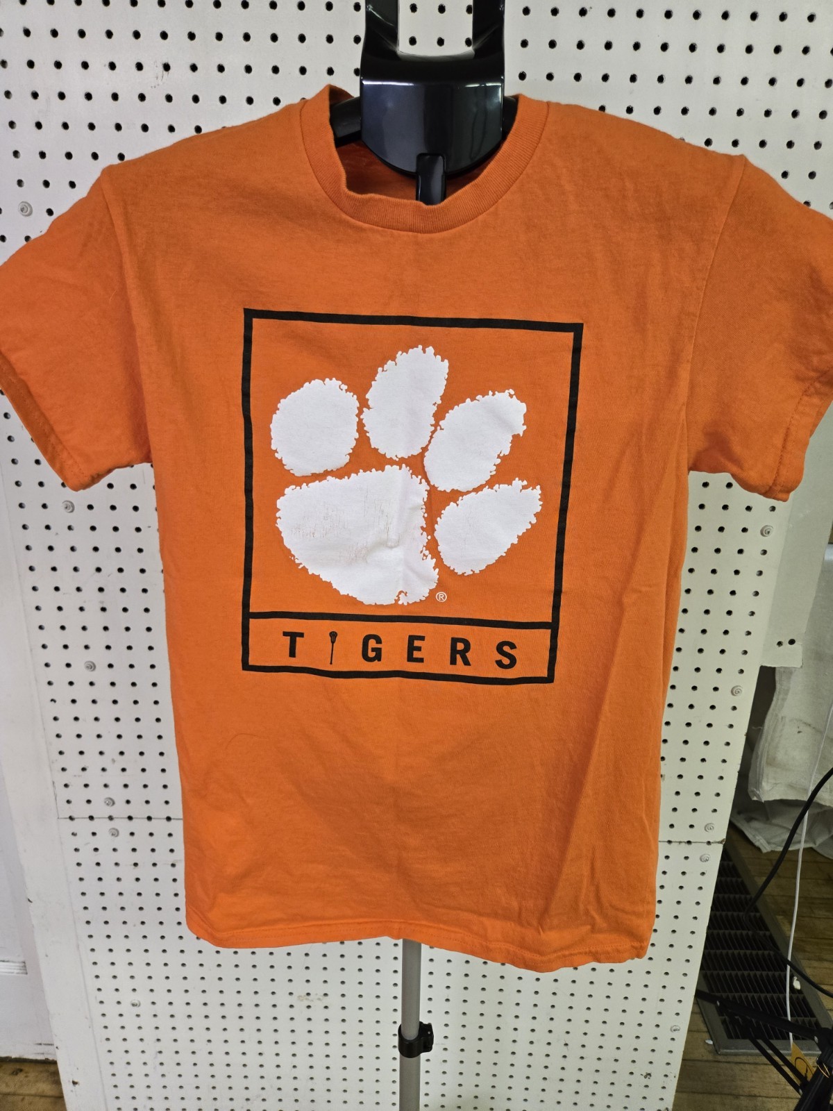 Clemson Tigers Orange Tshirt Size Small