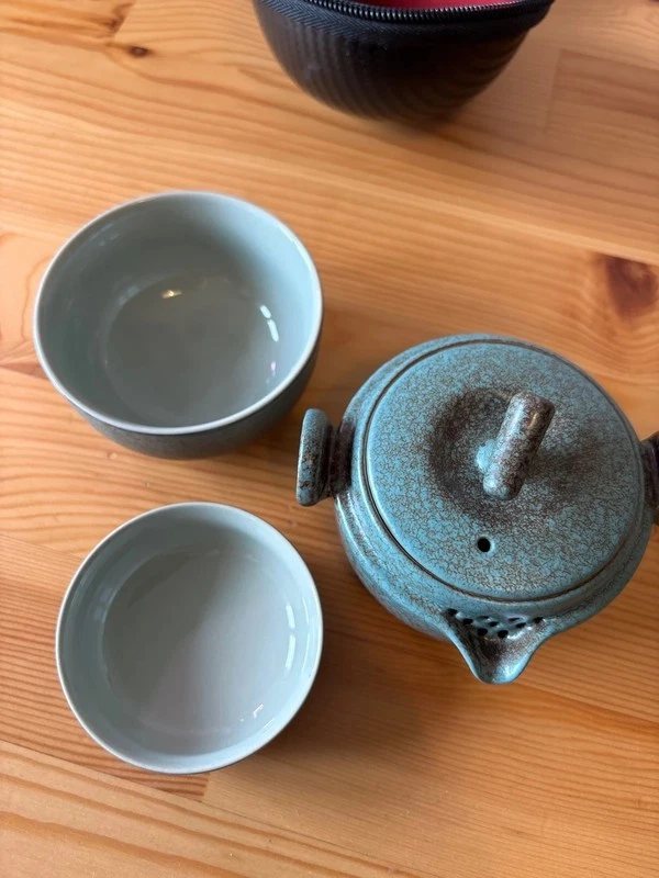 Japan Keramik-Teeset – jadegrüne Craquelé-Glasur | Kännchen & 2 Schalen | - Bild 4 von 4