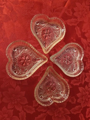 4  Indiana Glass Tiara Sandwich Pink Depression Glass Heart Candy Trinket Dish