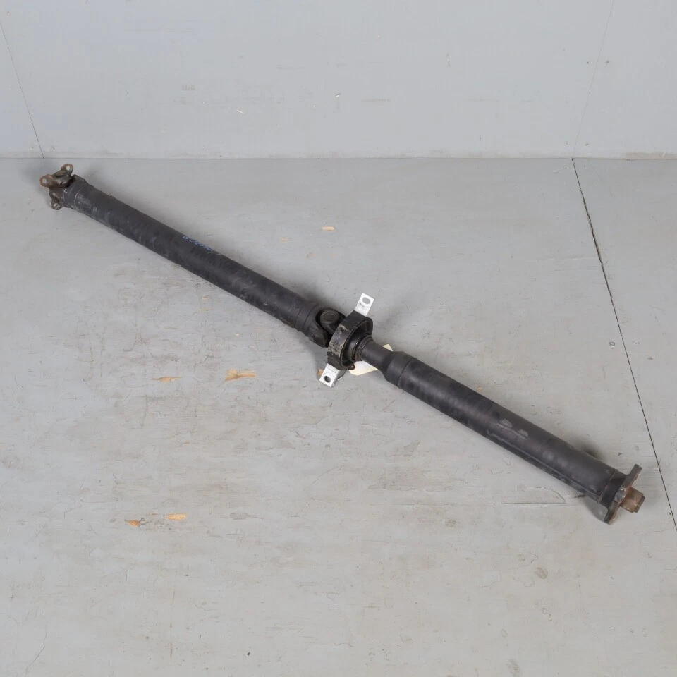 2008-2013 BMW 128i Automatic Rear Driveshaft 26107567949 OEM Used Foto 3 de 4