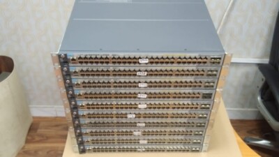 HP Aruba 2920-48G PoE+ 48Port PoE Gigabit Switch J9729A + J9733A Stacking Modul