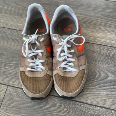 nike challenger brown