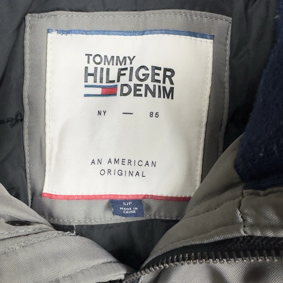 Tommy Hilfiger Parka Mens Small Gray Faux Fur Hooded Winter Coat Padded Jacket - Image 2 of 4