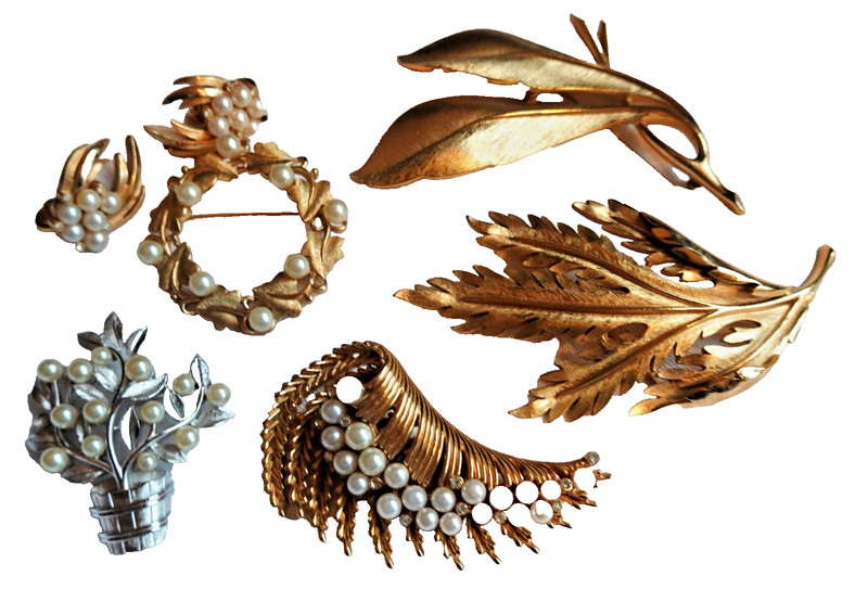 Lot of 7 Crown TRIFARI Gold & Silver Tone Faux Pearl Leaves Pins Earrings Set