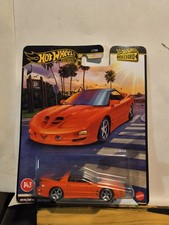 2025 Hot Wheels Premium Boulevard Orange 2002...