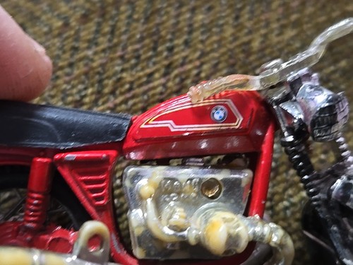 Vintage BMW /5 Toy Die Cast Motorcycle Red  - Afbeelding 10 van 12