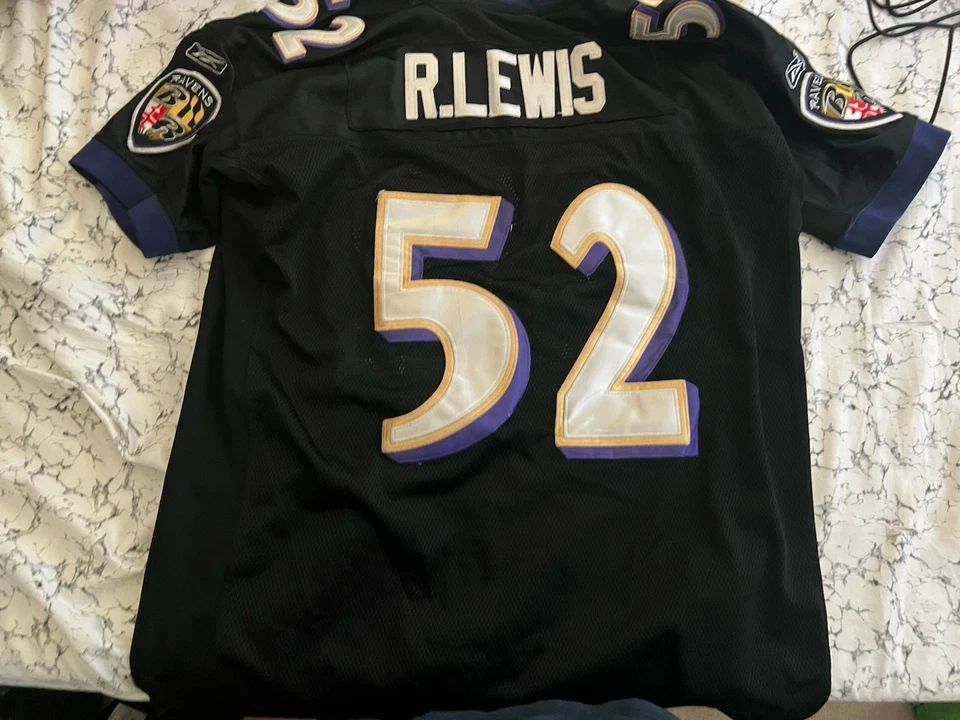 Camiseta deportiva negra para hombre Reebok Baltimore Ravens #52 Ray Lewis | TALLA PARA HOMBRE 50 Foto 2 de 4