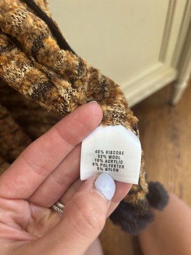 St John Sport langer Strickmantel Jacke bunt braun mit Fellbesatz Gürtel neu ohne Etikett Small - Bild 9 von 11