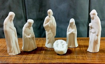 6 Piece White Porcelain Bisque Nativity Set From Crystal Cathedral