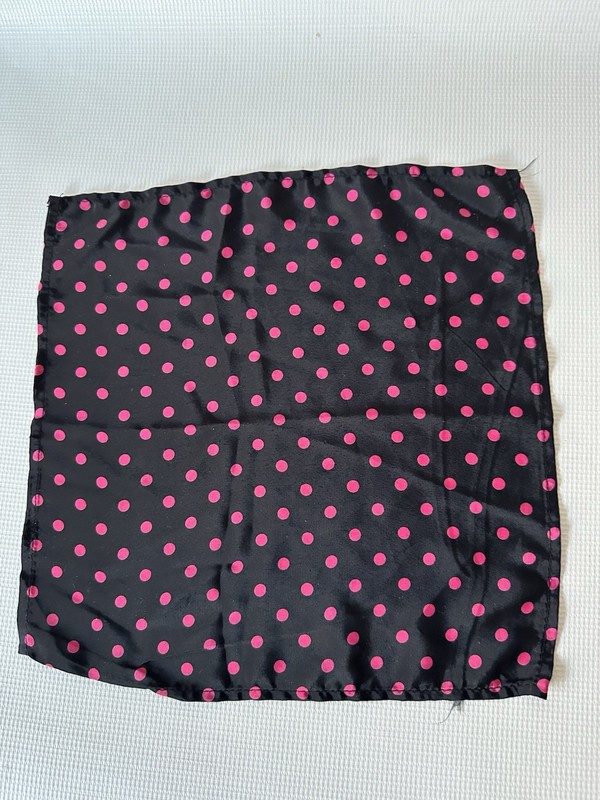 Vintage Pocket Square 10” Handkerchief Black Pink Polka Dots Polyester ￼