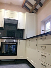 Kitchen & Appliances - Slightly used. Cream Shaker Style / Silver handles.