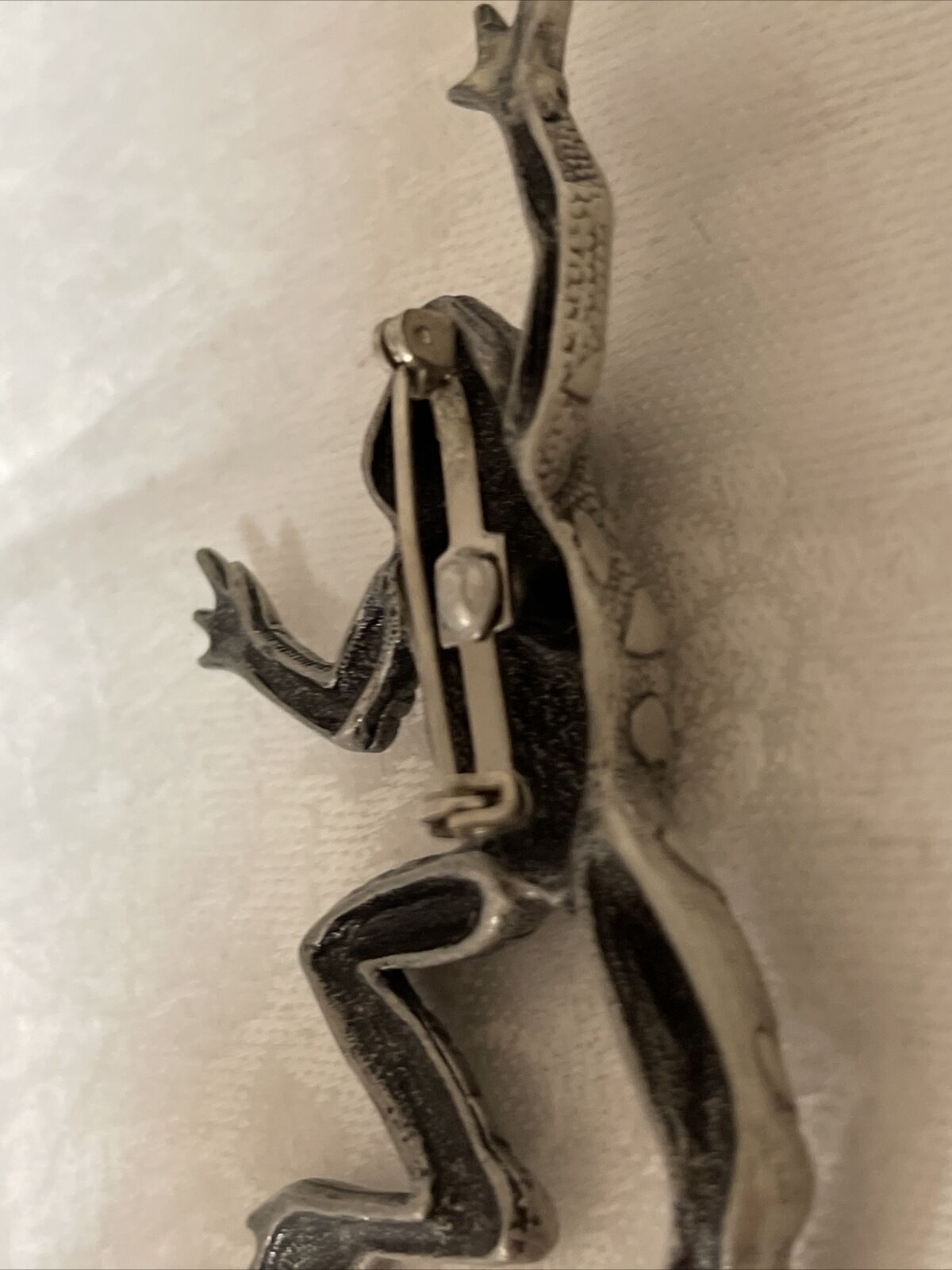 Vintage Rare JJ Brooch Textured Pin Frog Toad Mat… - image 8