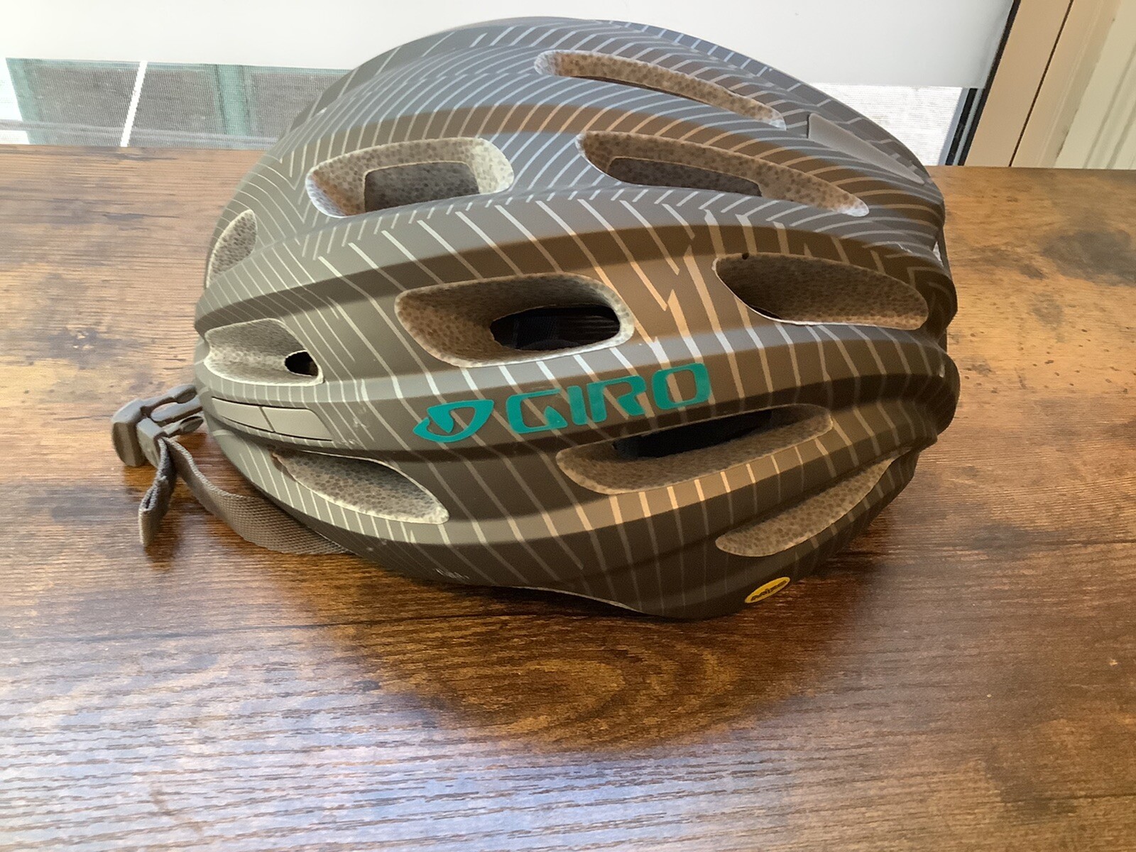 Giro MIPS VASONA Helmet Matte UA 50-57cm Women's Universal Fit New Without Tags