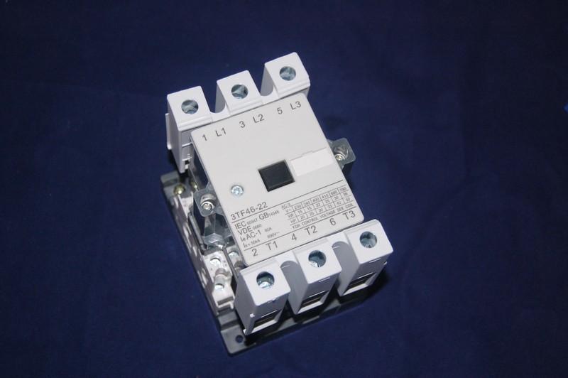1pc New IN BOX FITS 3TF46 22 AC CONTACTOR 45A COIL 110V AC 50/60HZ USKY