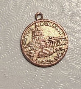 Capitol Building Washington D.C. Souvenir Charm Bronze Tone District of Columbia