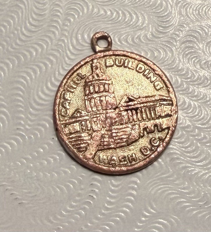 Capitol Building Washington D.C. Souvenir Charm Bronze Tone District of Columbia