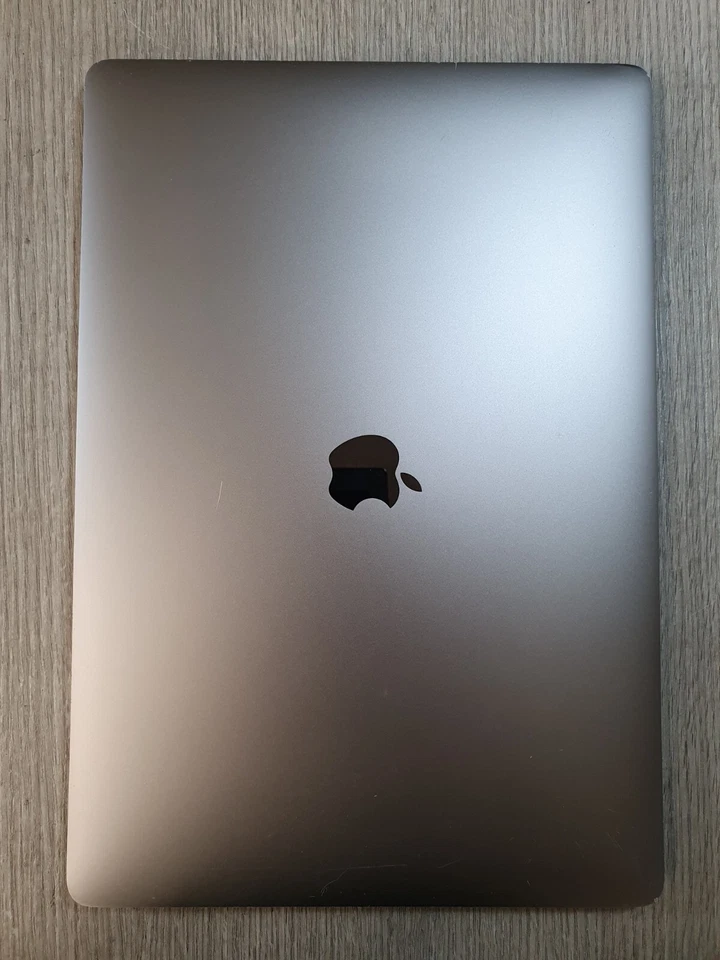 Apple MacBook Pro 15" 2019 · i7 · 16GB · 500GB, photo 3 of 5