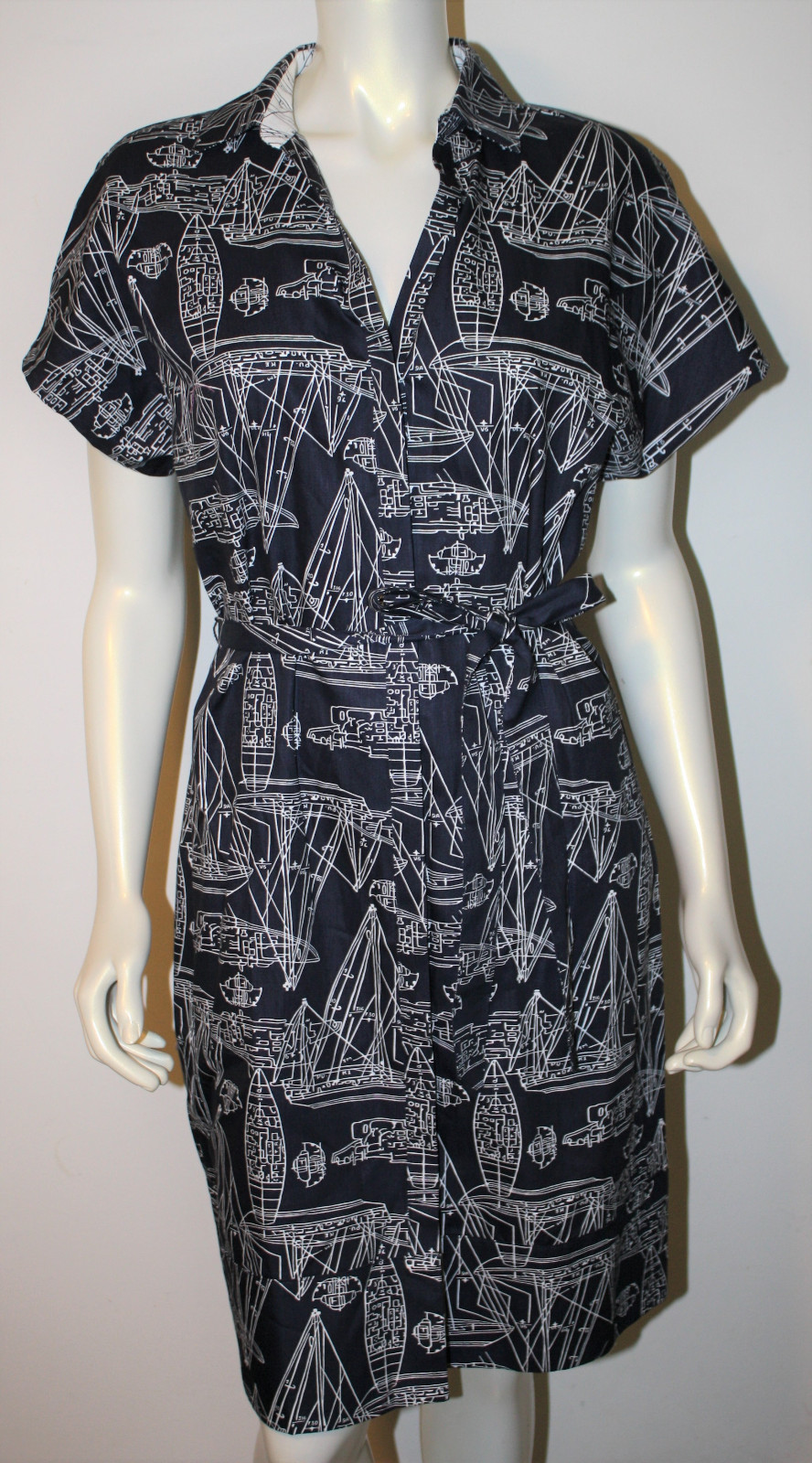 navy blue belted dress