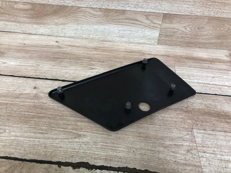 ALFA ROMEO SPIDER OEM PANEL DE PUERTA DEL CONDUCTOR DELANTERO TARJETA EMBELLECEDOR TAPA NEGRO Foto 3 de 4