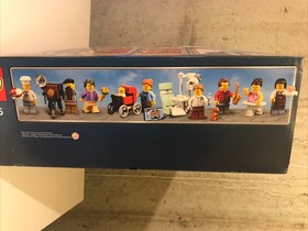 LEGO Creator Expert: Assembly Square 10255 NEW Sealed NISB