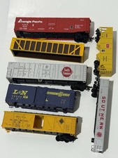 Ho Train Lot Of 7 Comes As Is bachman/life like