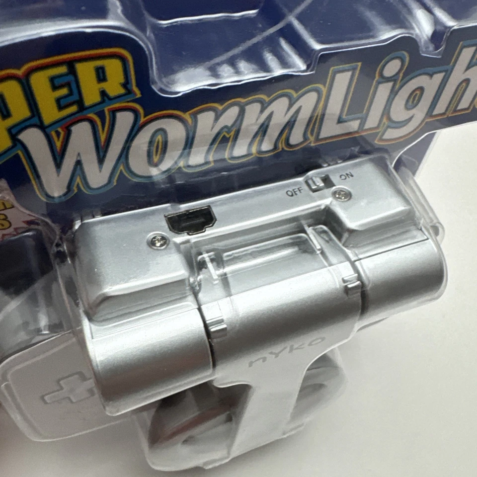 Nuevo de Lote Antiguo Nyko Super Worm Light para Nintendo Game Boy Advance GBA Foto 3 de 4