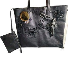 Marc Jacobs Tote Wingman Bag Leather Black Limited Edition Open Top Spider Charm