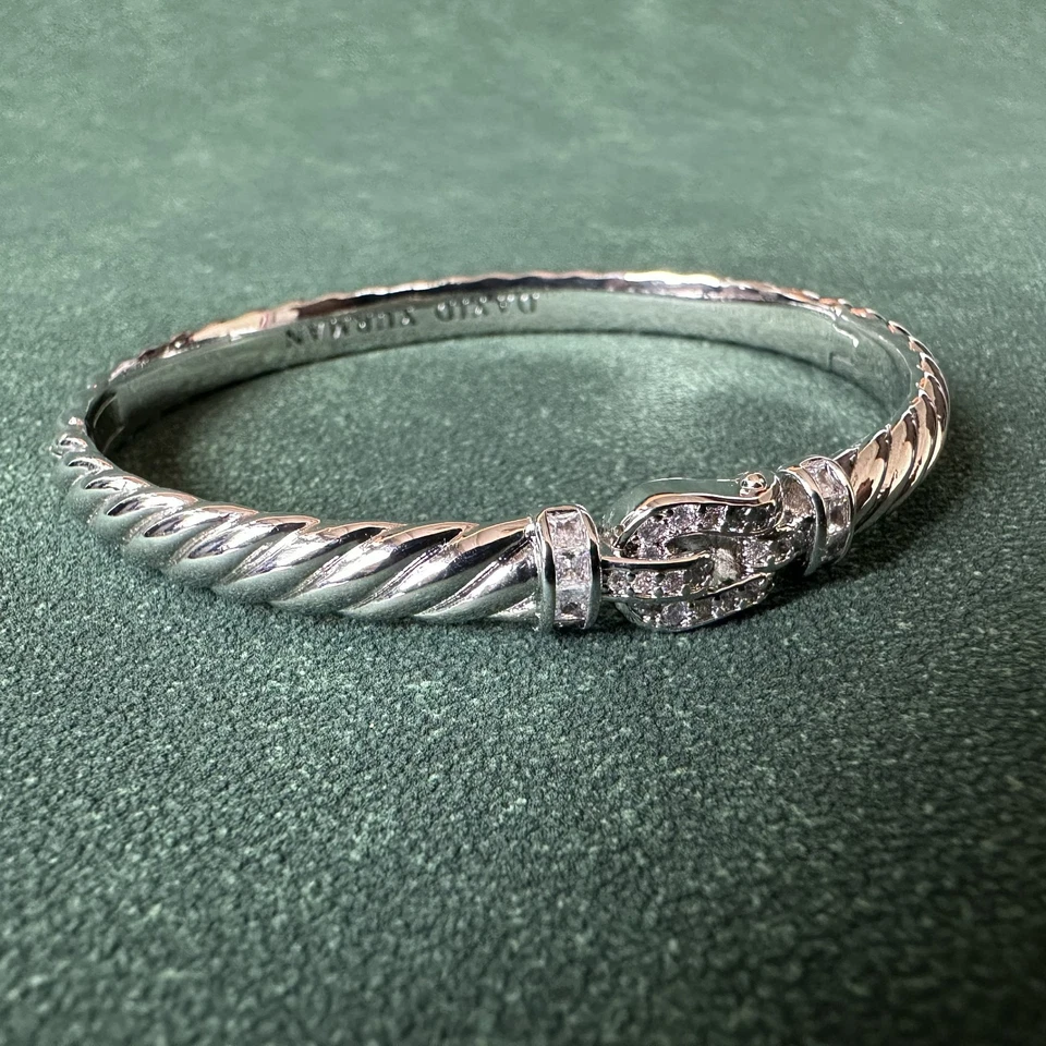 Brazalete David Yurman Cable Esculpido Plata de Ley con Hebilla de Diamante 19 cm Foto 3 de 4