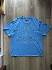 Supreme East West S/S Tee Size L