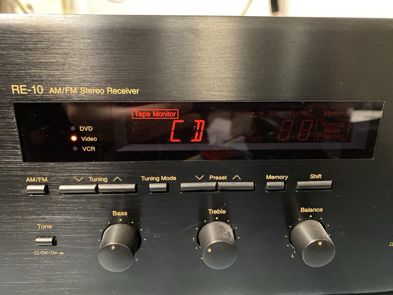 Nakamichi RE-10 AM/FM Stereo Receiver Amplifier