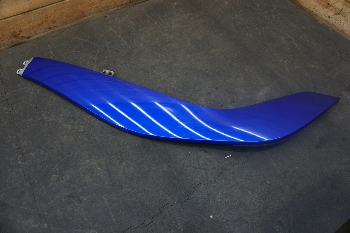 Rear Left Upper Quarter Panel Spoiler Turn Signal Silver  