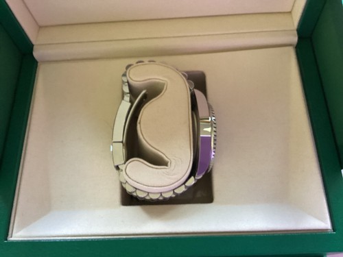 Rolex GMT Master II 126710GRBR Bruce Wayne 2025 New - Picture 6 of 6