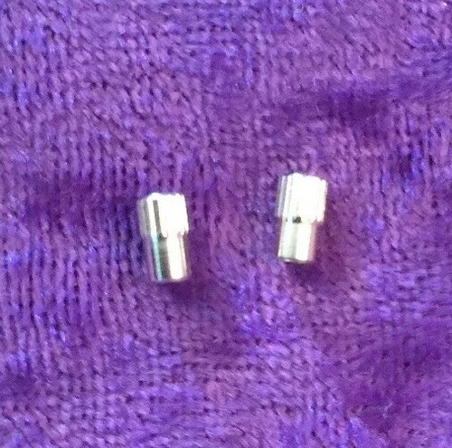Belt Tip Replacement Screws You Tap In! No Screwdriver Needed! 2 Pack ! Secure - Picture 2 of 4
