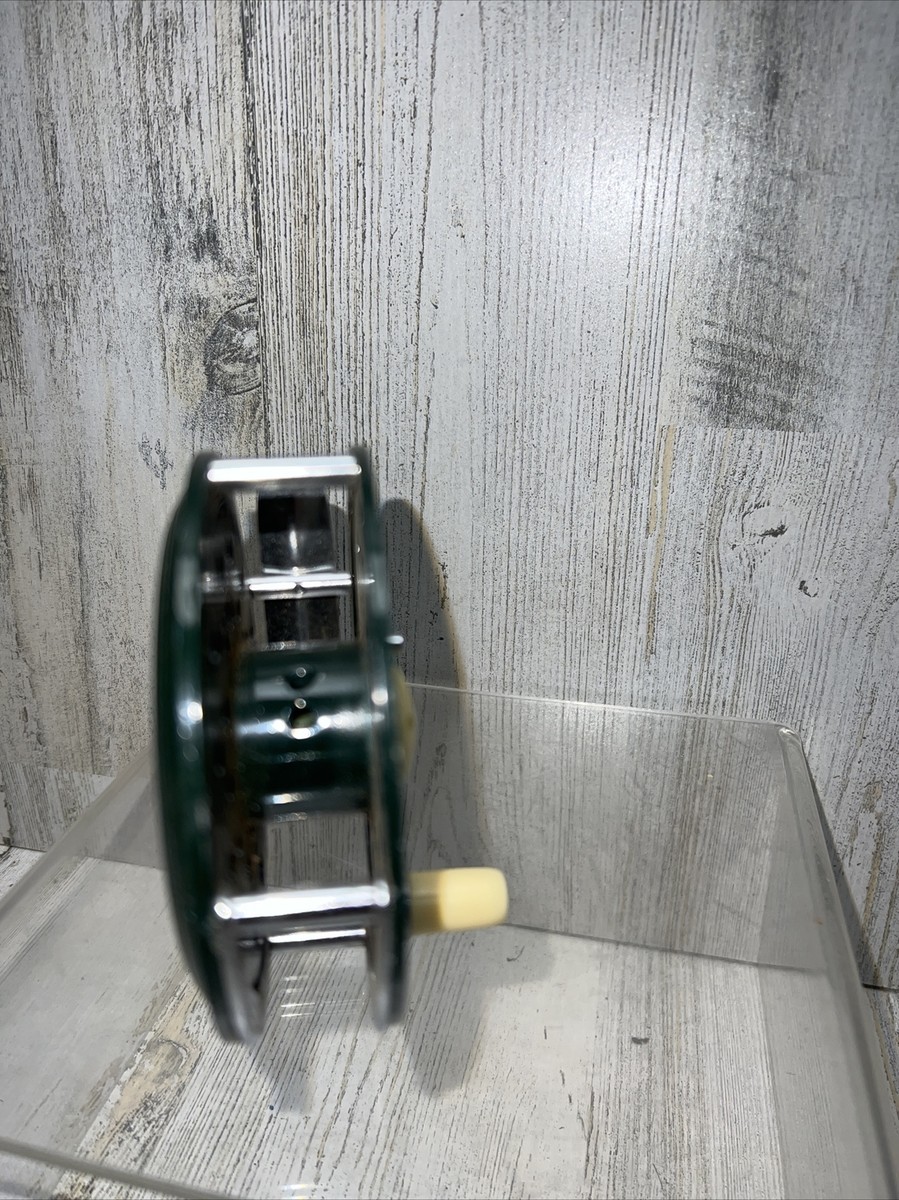 Vintage Fly Fishing Reel. Made in Japan, Expert 435. | eBay