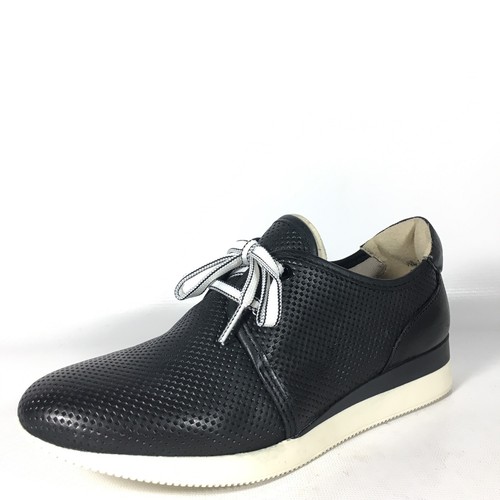 naturalizer black leather sneakers
