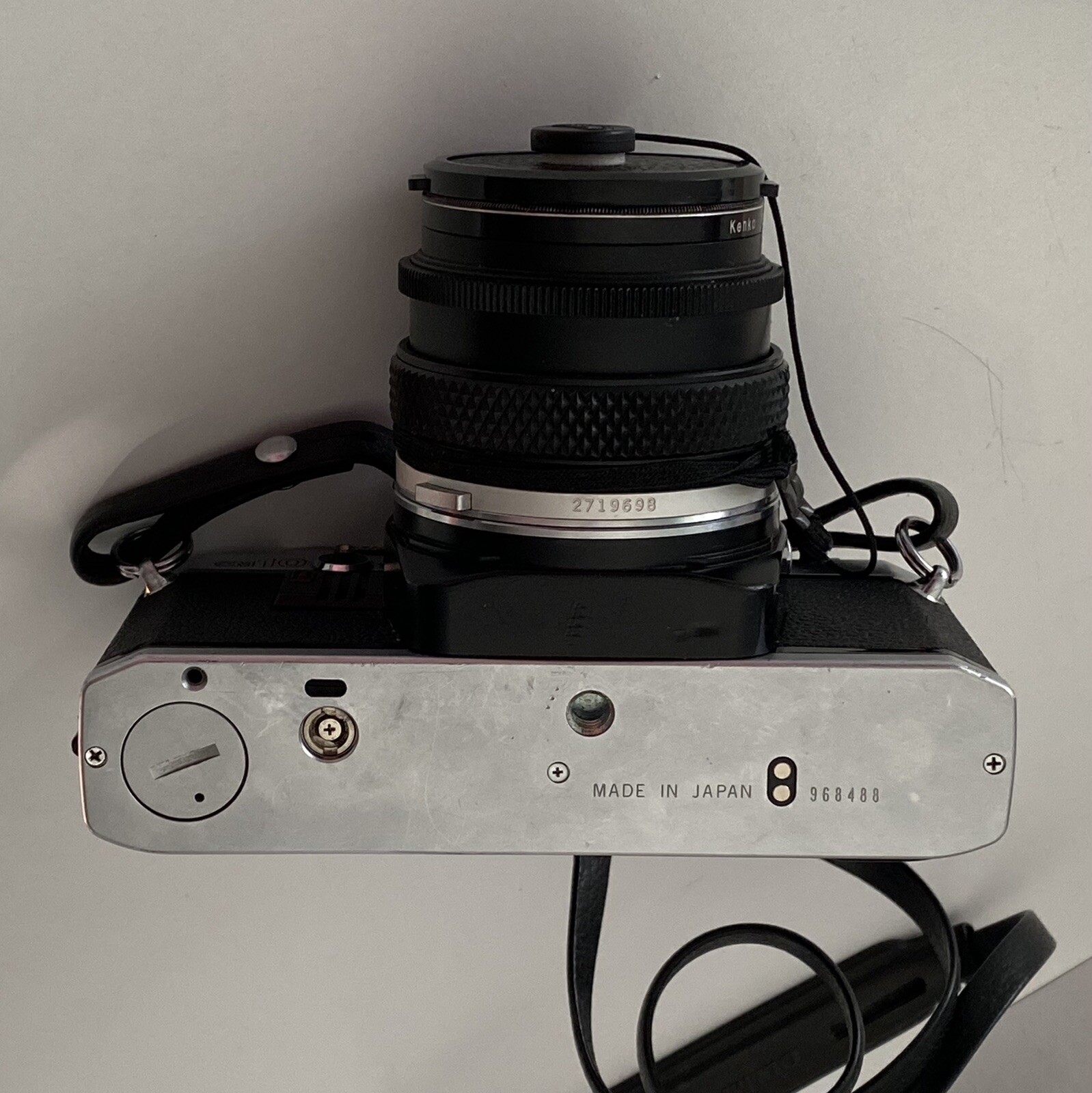 Olympus OM-10 35mm SLR Film Camera with 50 mm lens Kit for sale ...