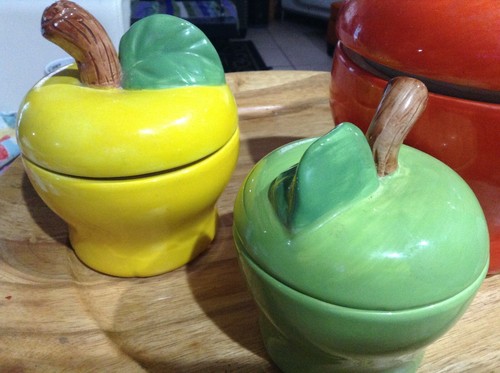 Barattoli ceramica mele AVON anni 80 3 pz RETRO BARATTOLI ROSSO GIALLO VERDE vintage - Foto 3 di 10