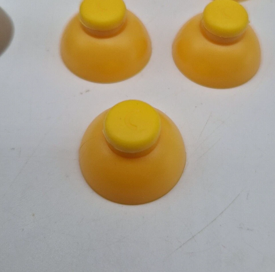 10 x Nintendo Gamecube Controller Thumbsticks Analog Joystick - Grey & Yellow C - Image 3 of 4